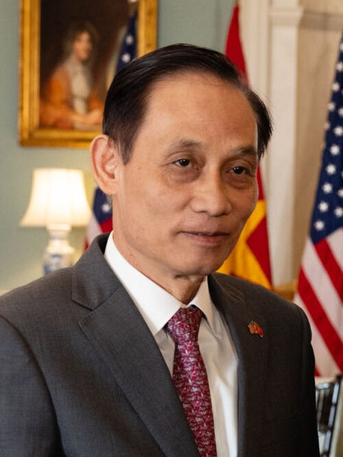 Le Hoai Trung
